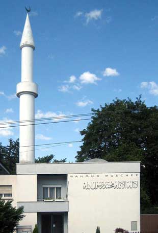 1962 Svájc, ahmadista mecset épült Zürichben